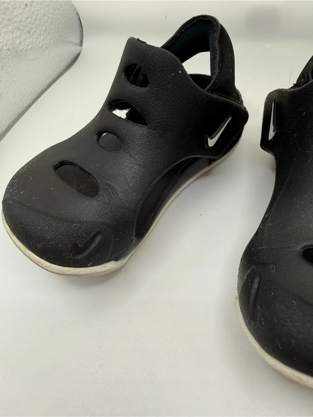 Nike Kids Black Closed-Toe Water Sandals